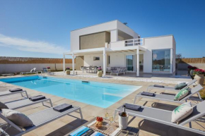 Sariva Villa CaseSicule - heated Pool, Beach at 50 m